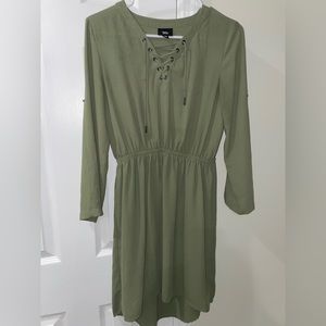 Women’s Long Mid Sleeve Dress Size XS